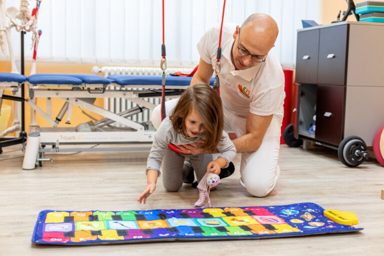 trattamento di fisioterapia pediatrica